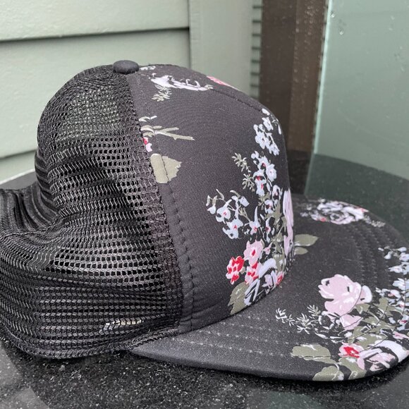 Vans Off the Wall Floral Trucker Hat - Picture 4 of 5